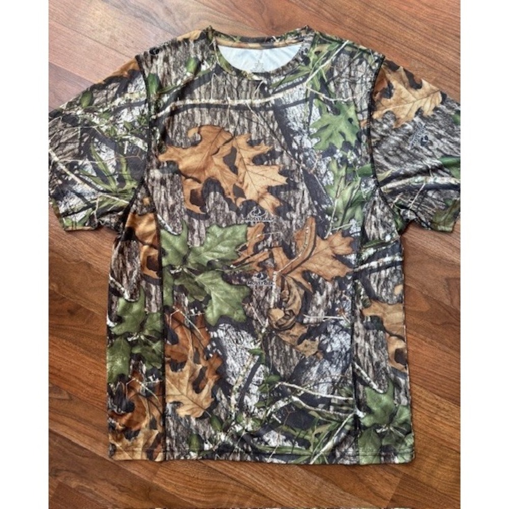 Mossy Oak Obsession Camo T-Shirt Short Sleeve Hunting Outdoors Nature‎